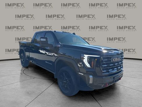 Used 2024 GMC Sierra 2500 AT4 w/ AT4 Premium Plus Package image 7