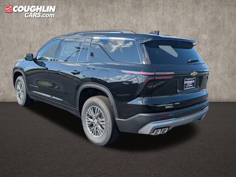 New 2026 Chevrolet Traverse LT w/ Driver Confidence Package AWD/4WD image 5