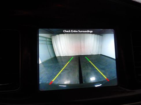 Used 2019 Dodge Charger GT image 18