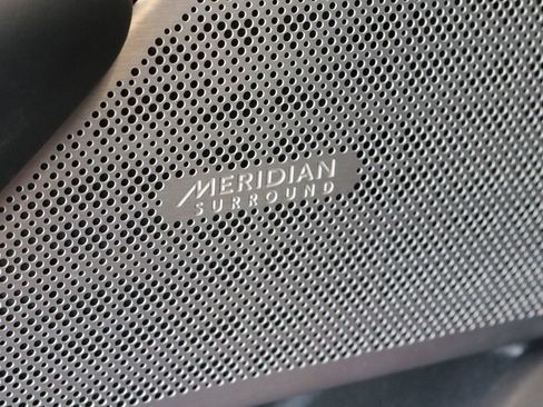 Used 2019 Land Rover Range Rover Velar R-Dynamic HSE AWD/4WD image 27