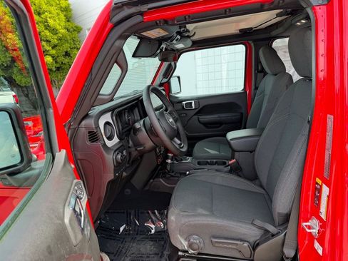 Used 2025 Jeep Wrangler Unlimited Sport S 4xe image 17