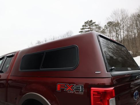 Used 2017 Ford F250 Lariat w/ Chrome Package image 37