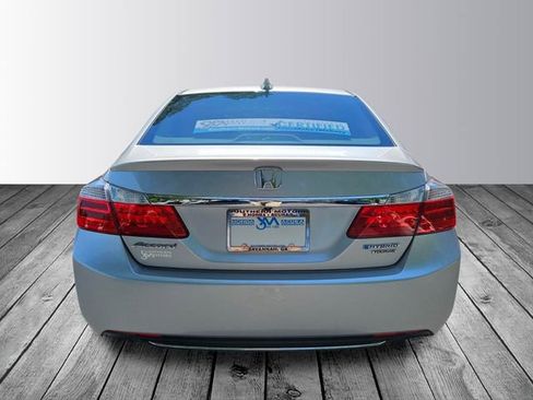 Used 2015 Honda Accord Touring image 4