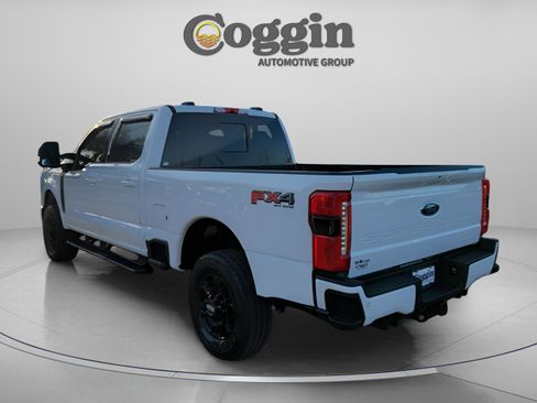 Used 2024 Ford F250 XLT w/ XLT Premium Package image 3