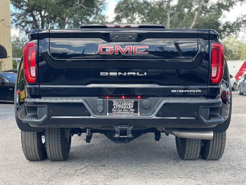 Used 2020 GMC Sierra 3500 Denali w/ Technology Package AWD/4WD image 15