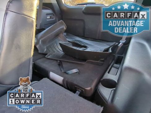 Used 2021 Ford Explorer XLT w/ Equipment Group 202A image 20