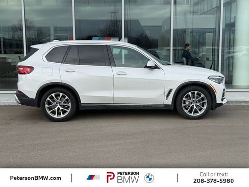Used 2023 BMW X5 xDrive40i w/ Premium Package image 6