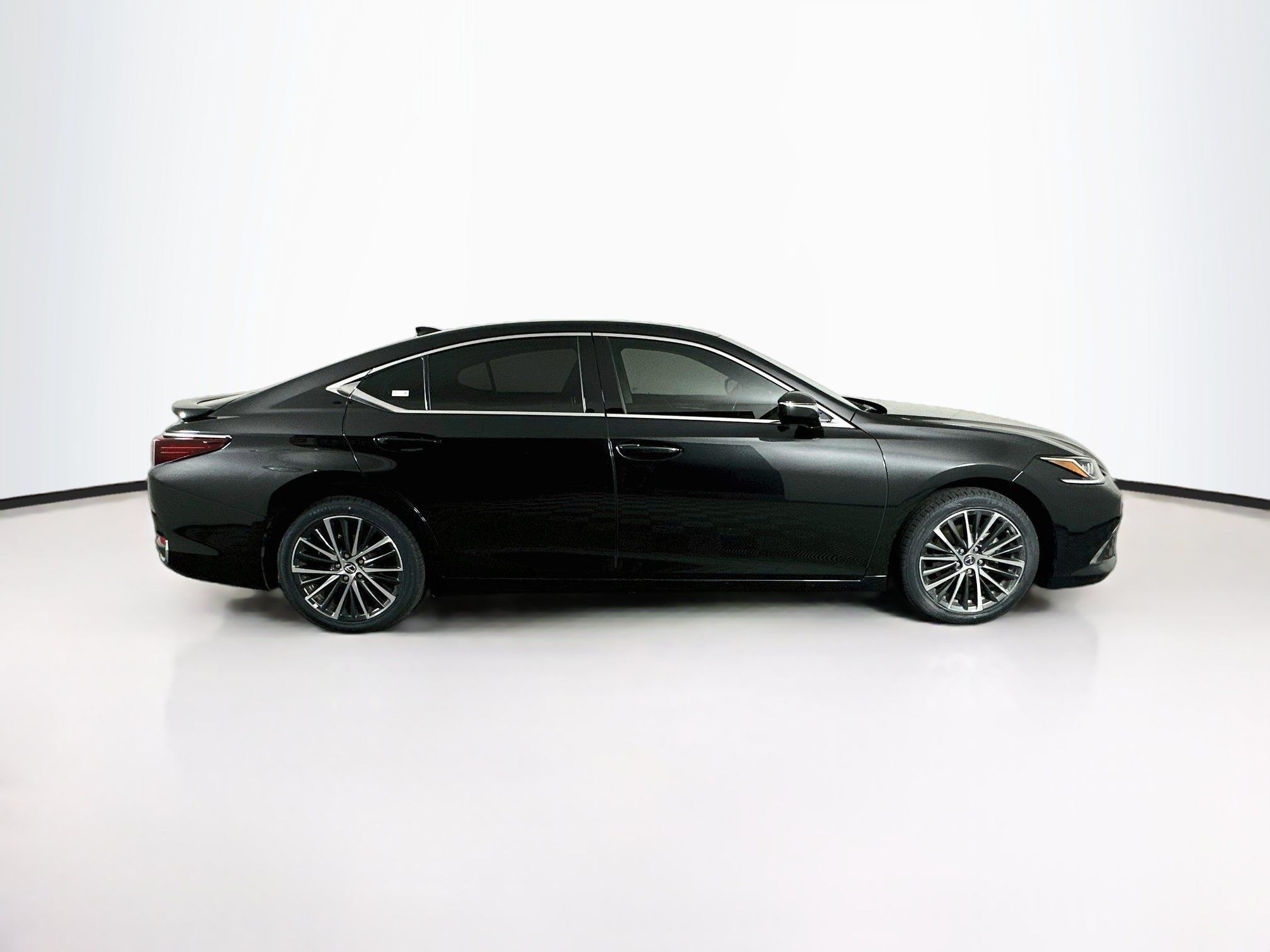 Used 2025 Lexus ES 300h w/ Premium Package FWD image 10