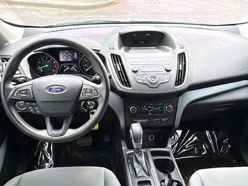 Certified 2019 Ford Escape S FWD image 22