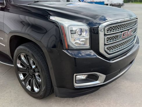 Used 2016 GMC Yukon SLT AWD/4WD image 5