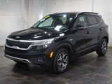 Used 2021 Kia Seltos EX image 2