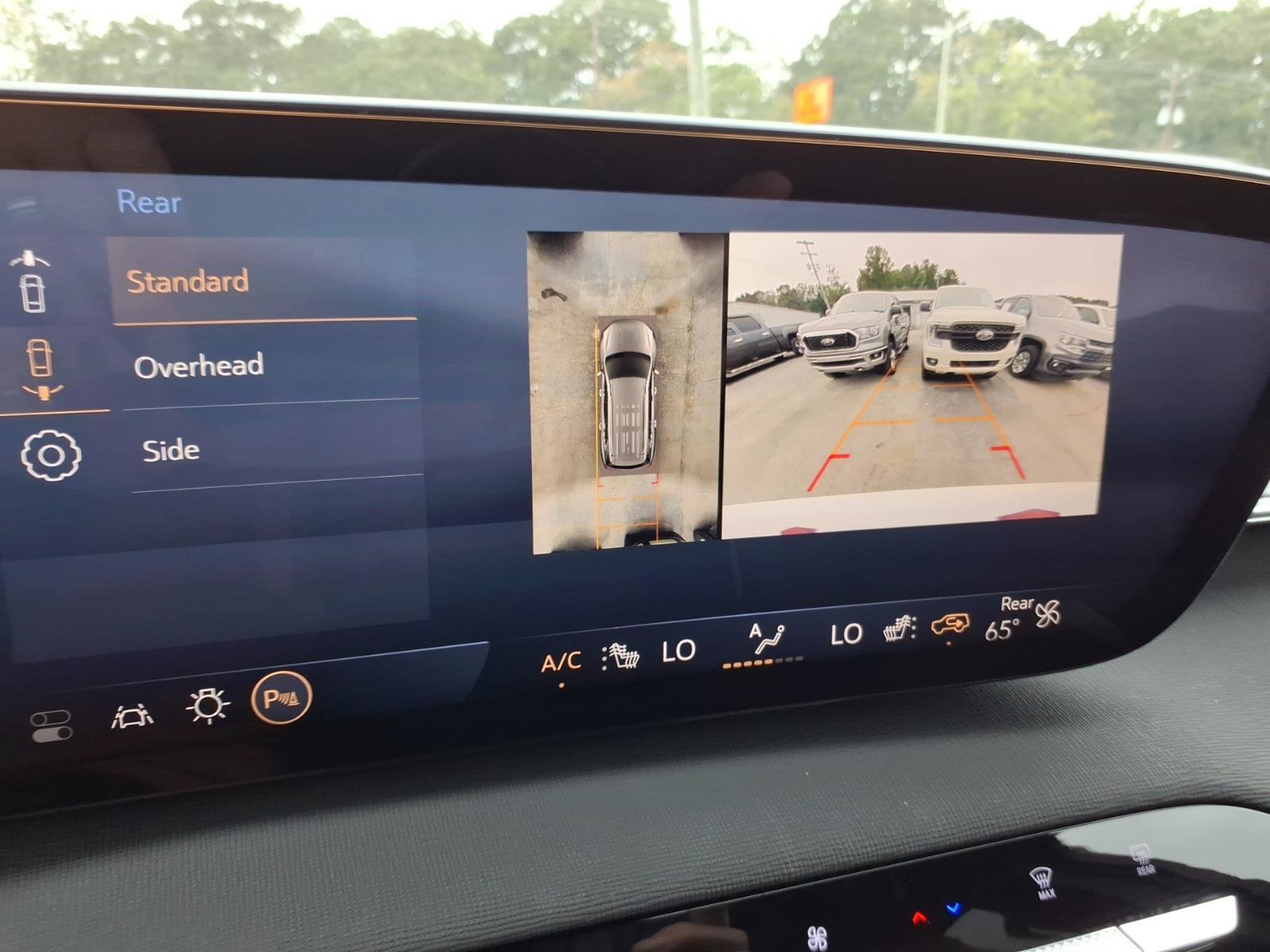 Used 2025 Buick Enclave Sport Touring FWD image 20
