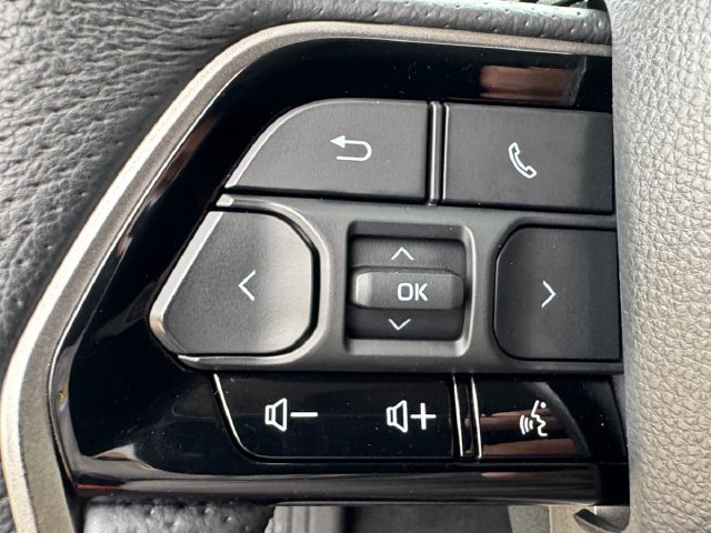 Used 2023 Toyota Tundra Limited AWD/4WD image 7