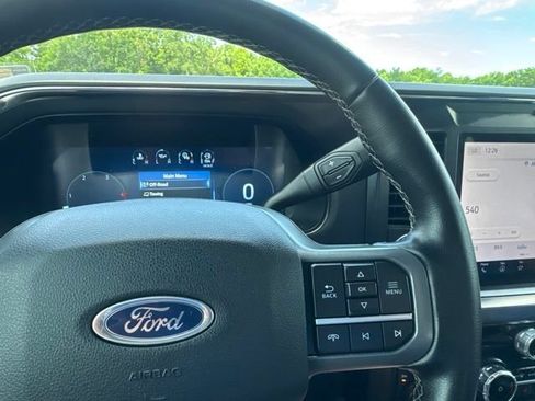 Used 2025 Ford F350 Lariat w/ Lariat Ultimate Package AWD/4WD image 18