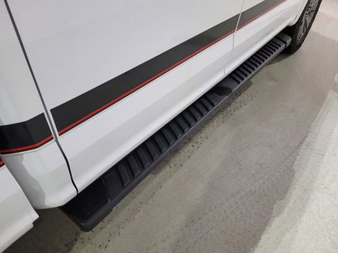 Used 2017 Ford F150 Lariat image 33