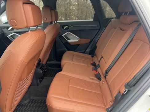 Used 2025 Audi Q3 2.0T Premium Plus w/ Premium Plus Package image 6