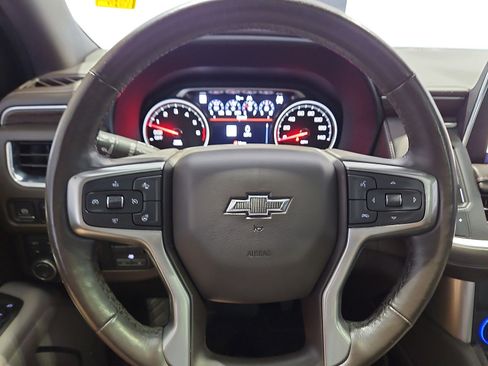 Used 2021 Chevrolet Tahoe Z71 w/ Z71 Off-Road Package AWD/4WD image 21