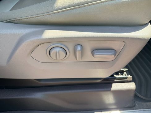 Used 2023 Chevrolet Silverado 2500 LTZ image 19