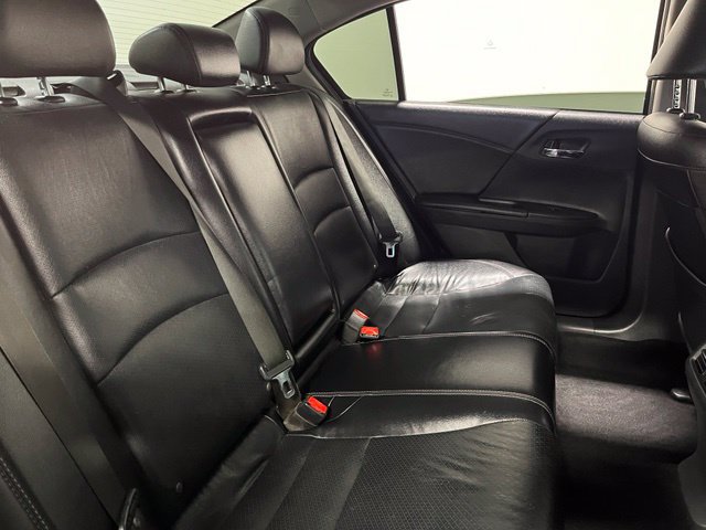 Used 2016 Honda Accord EX-L image 32