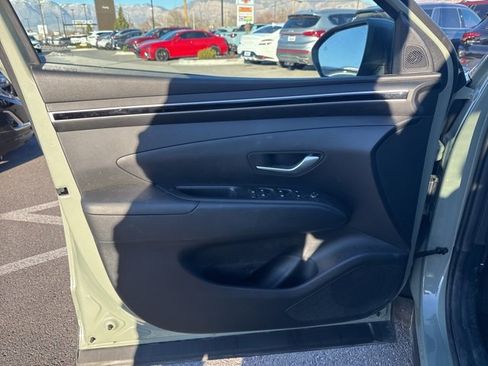 Used 2024 Hyundai Santa Cruz SEL image 16