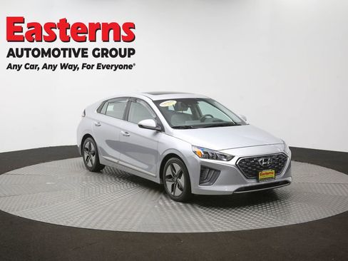 Used 2022 Hyundai Ioniq SEL FWD image 49
