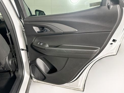 Used 2025 Chevrolet TrailBlazer LT FWD image 28