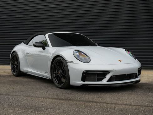Certified 2024 Porsche 911 Carrera 4 GTS AWD/4WD image 38