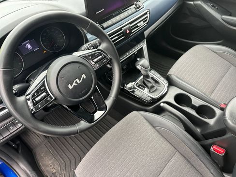 Certified 2022 Kia Seltos S image 10