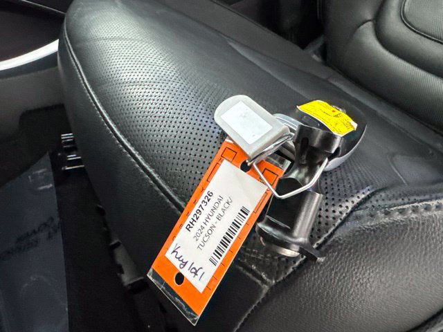 Certified 2024 Hyundai Tucson Limited FWD image 34
