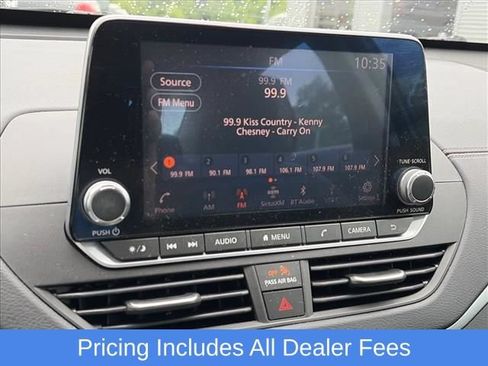 Used 2019 Nissan Altima 2.5 SV FWD image 11