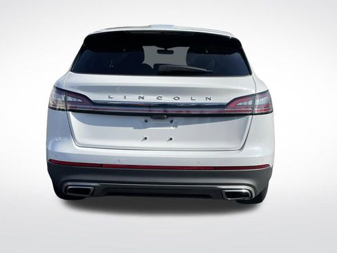 Used 2020 Lincoln Nautilus Reserve w/ Equipment Group 201A FWD image 4