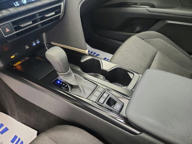 Used 2026 Toyota Camry LE FWD image 16