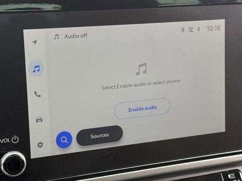 Used 2025 Toyota Camry LE image 19