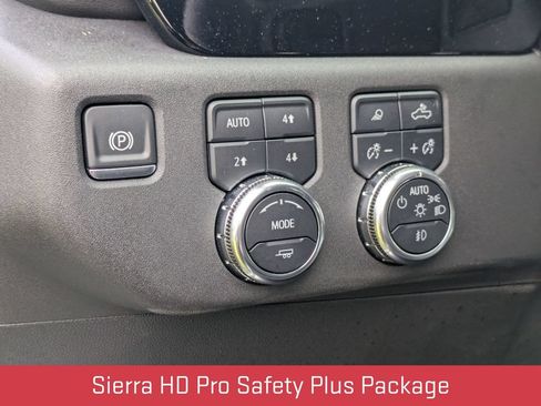 Certified 2025 GMC Sierra 2500 SLT w/ SLT Premium Package AWD/4WD image 15