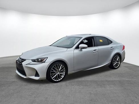 Used 2017 Lexus IS 200t image 7