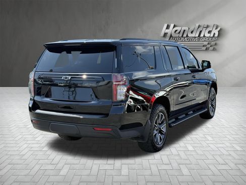 Used 2023 Chevrolet Suburban Z71 w/ Z71 Off-Road Package AWD/4WD image 10