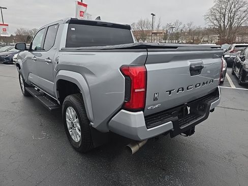 Certified 2024 Toyota Tacoma SR5 image 6