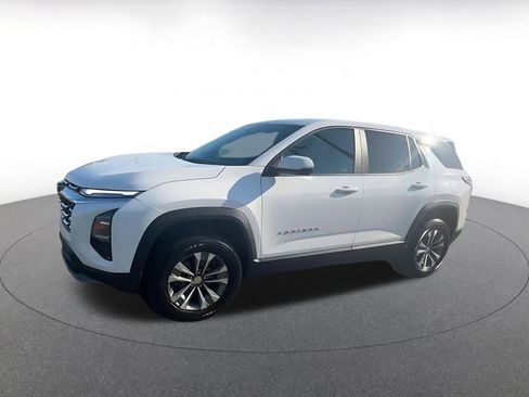 Used 2025 Chevrolet Equinox LT FWD image 8