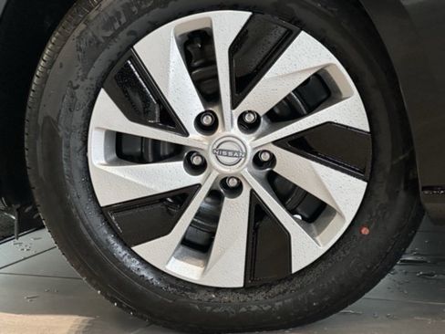 Certified 2025 Nissan Altima 2.5 S image 5