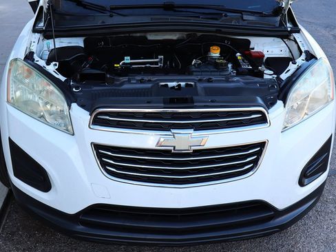 Used 2016 Chevrolet Trax LS w/ LPO, Cargo Package FWD image 53