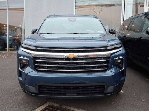 New 2026 Chevrolet Traverse LT image 2