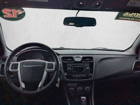 Used 2012 Chrysler 200 Touring image 15