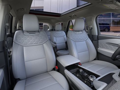 New 2026 Ford Explorer Platinum w/ LUX Leather Package AWD/4WD image 10