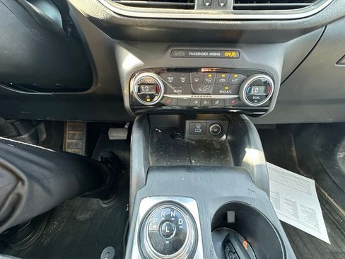 Used 2021 Ford Escape SE w/ Convenience Package FWD image 14
