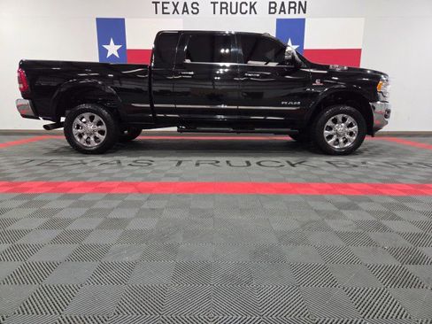 Used 2022 RAM 2500 Limited image 17
