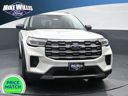 New 2026 Ford Explorer Active image 2