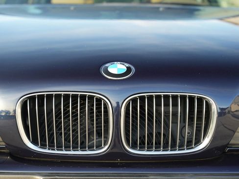 Used 1999 BMW 540i Sedan image 27