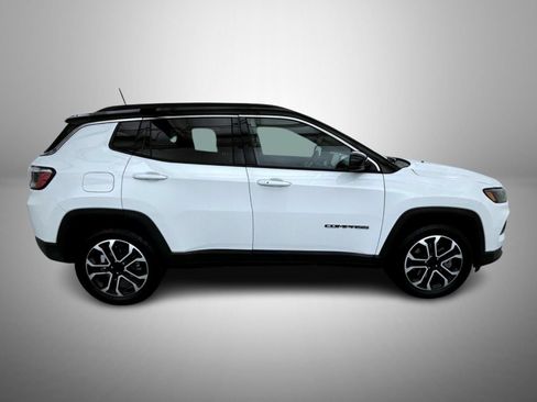 Certified 2024 Jeep Compass Limited AWD/4WD image 4