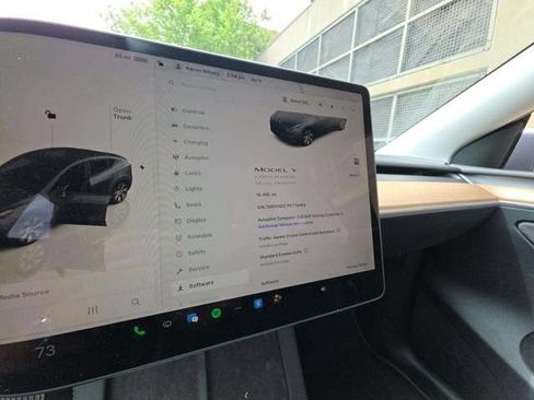 Used 2023 Tesla Model Y Long Range AWD/4WD image 6
