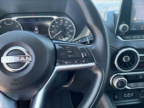 Used 2025 Nissan Sentra SV FWD image 22